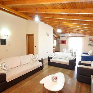 Appartamento Laerti's Attic, Vlorë