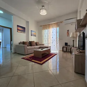Appartamento Modern , Quiet , Family Friendly & Fully Furnished, Vlorë
